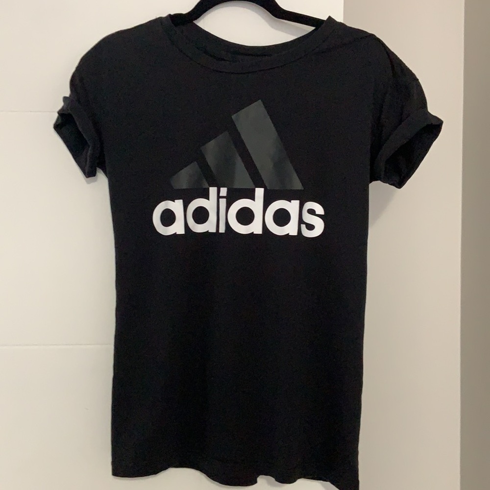 Adidas cuffed sleeve t shirt